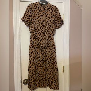 A New Day leopard Animal print dress button up size Large short sleeve midi